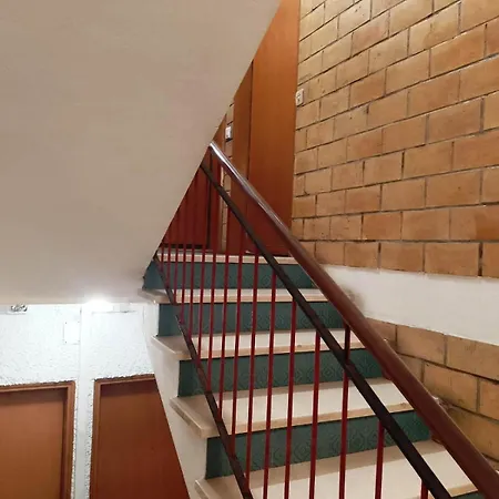 Touristic Near Station And Appartement Santa Marinella