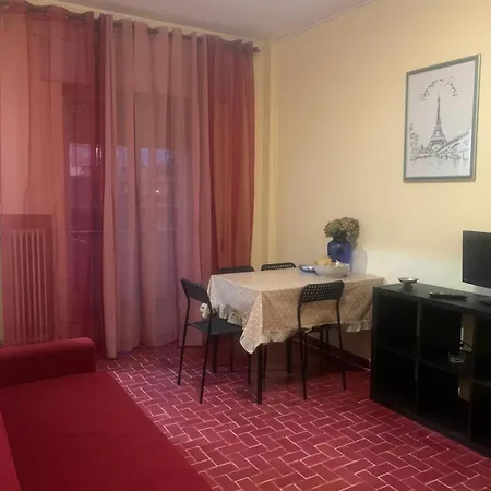 Touristic Near Station And Appartement Santa Marinella